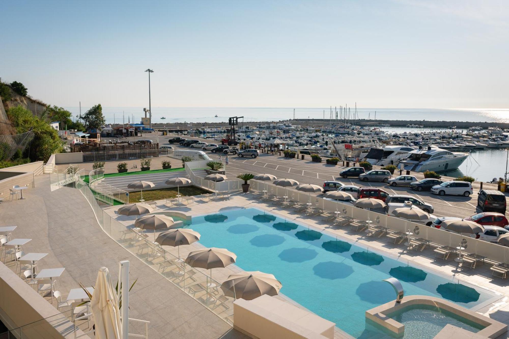 Hotel Scogliera Numana Extérieur photo