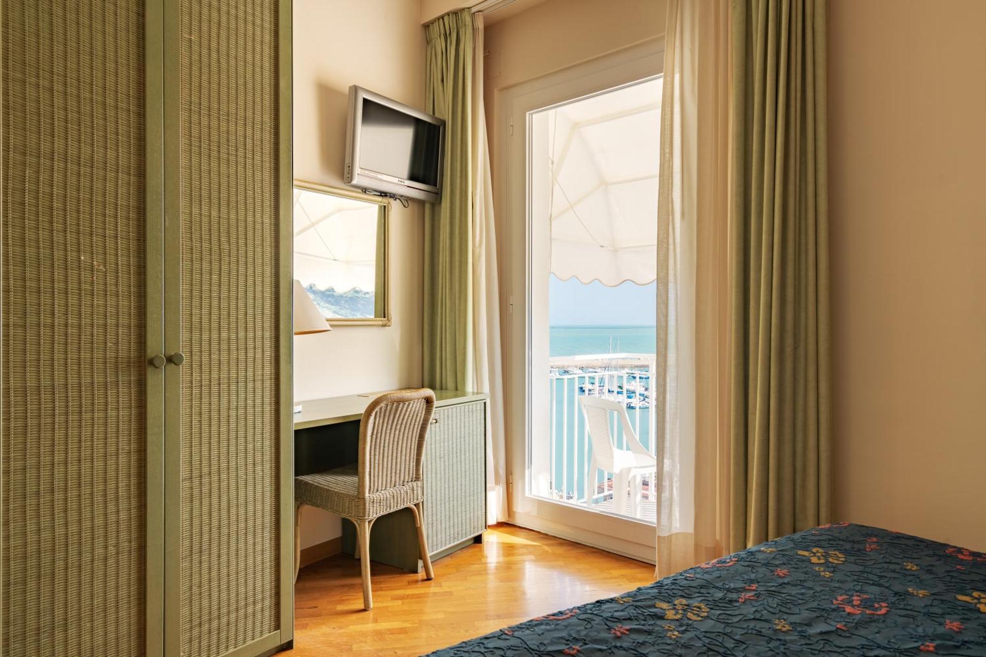 Hotel Scogliera Numana Extérieur photo
