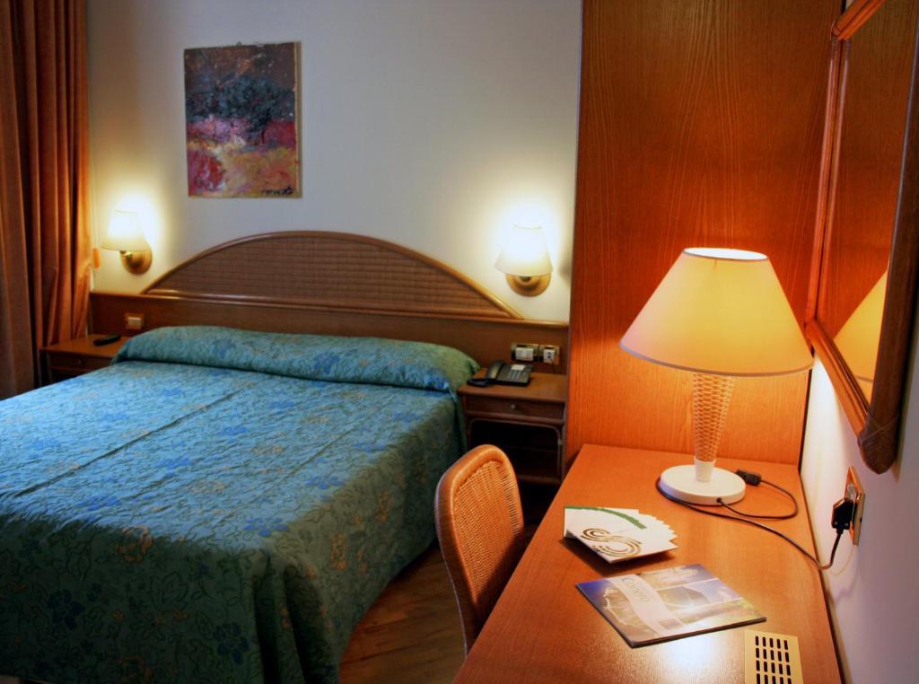 Hotel Scogliera Numana Chambre photo